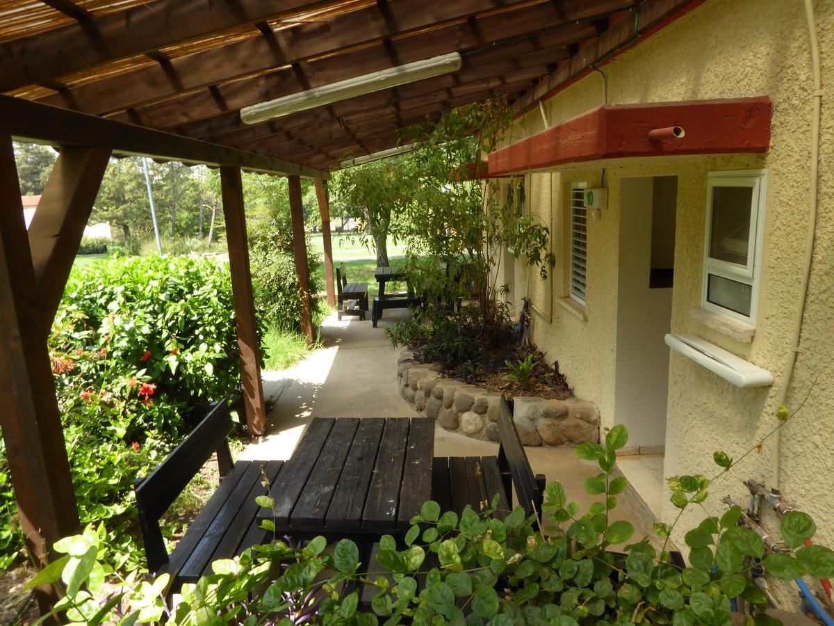 Willa "Bakfar" Kfar Szold Country Lodging Kefar Szold Zewnętrze zdjęcie